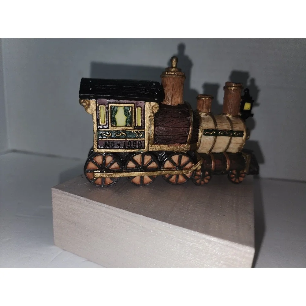 JC Penney Home Towne‎ Express Engine from the 1998 Edition Christmas Train